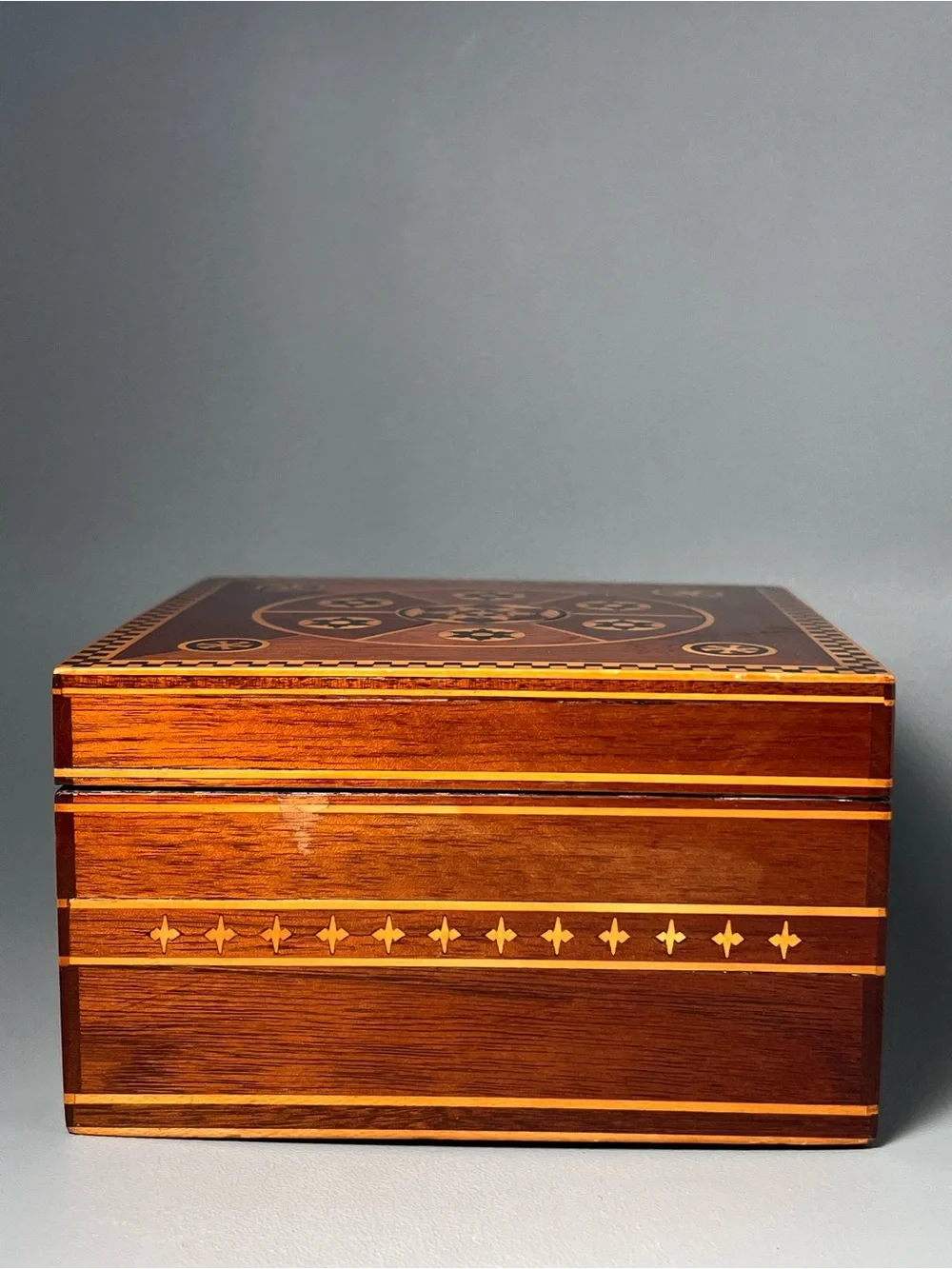 Decorative Wooden Jewelry Trinket Box